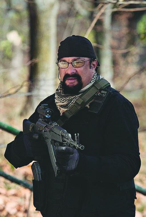 Steven Seagal também é acusado de abuso sexual
