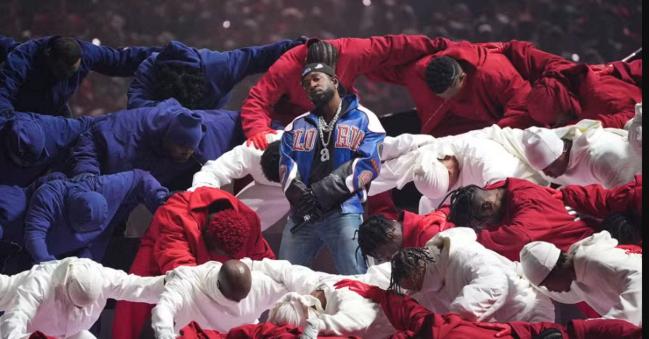 O rapper Kendrick Lamar  apresentou seu show no intervalo do Super Bowl 2025