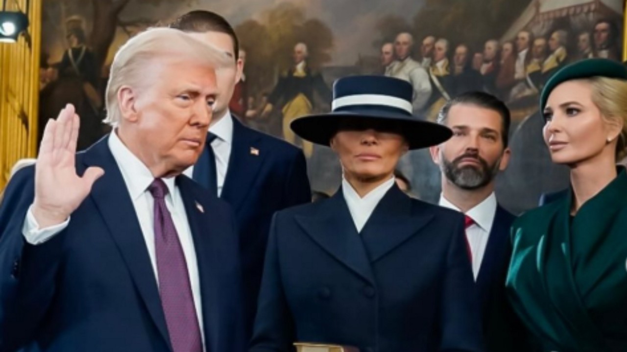 Trump tomou posse ao lado da esposa e da filha
