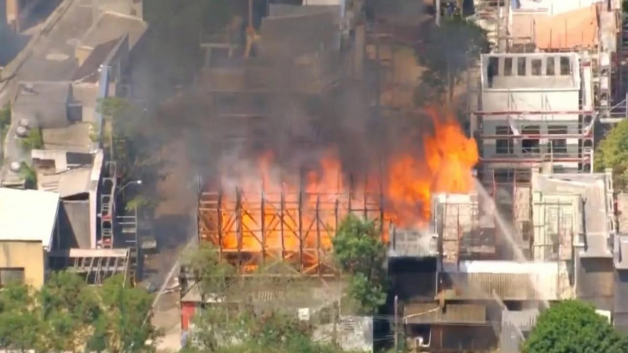 Incêndio na área externa da TV Globo