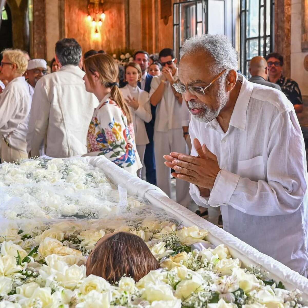 "Até os próximos 50 bilhões de anos Onde houver alegria e amor, haverá Preta", afirmou o artista. 