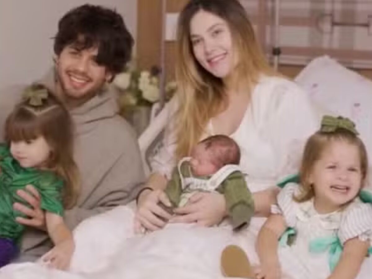 Zé Felipe, Virginia e os filhos - Reprodução/ Instagram @virginia 