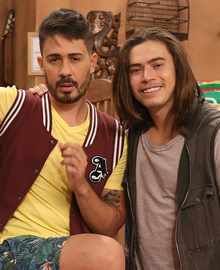 Influencers digitais Carlinhos Maia e Whindersson Nunes se alfinetaram durante toda a semana passada