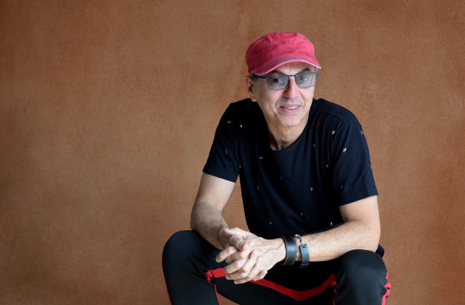 O cantor Zeca Baleiro fará apresentação no dia 22 de setembro no Jungle Food Festival