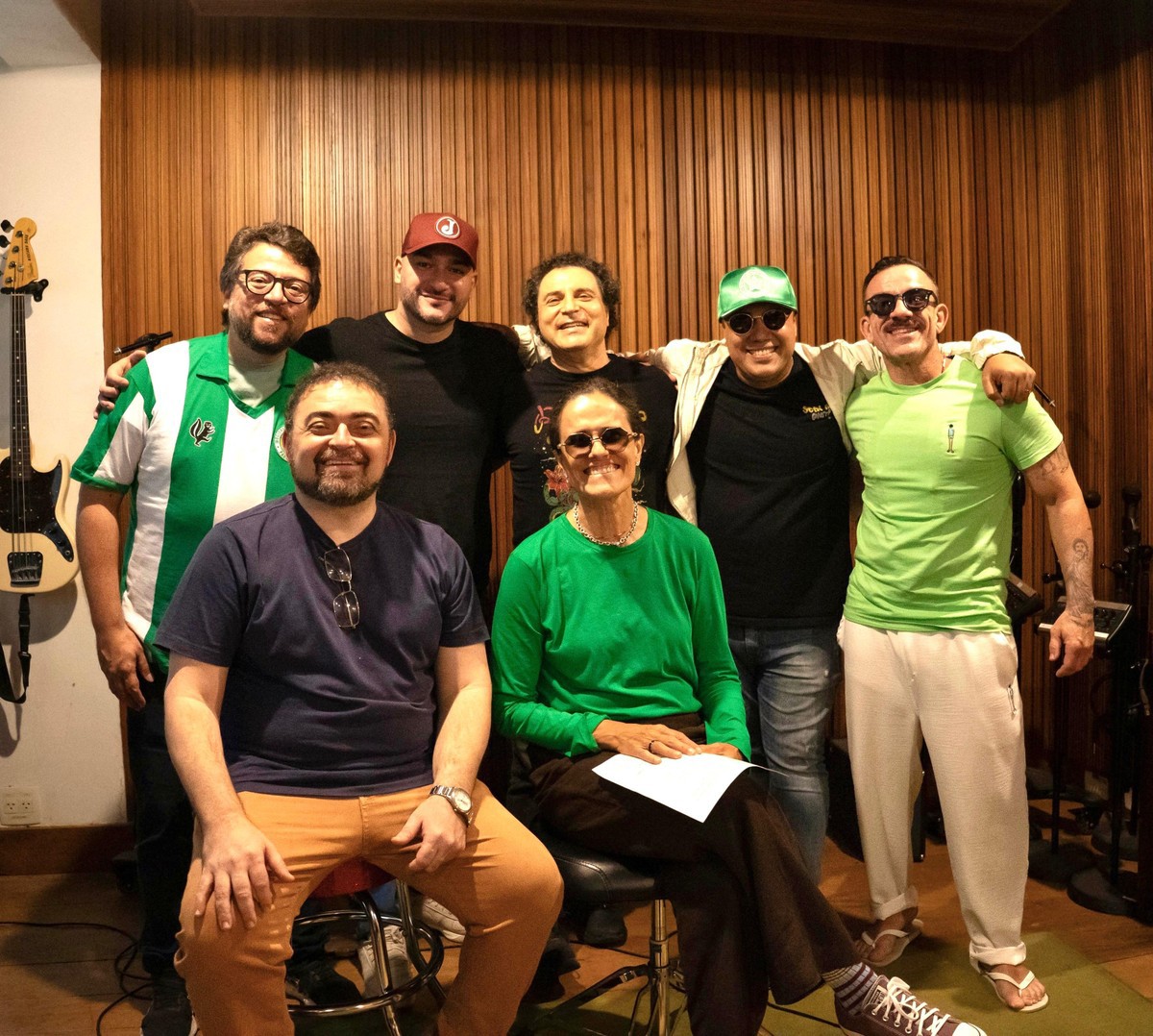 Frejat e Zélia Duncan durante reunião do time de compositores