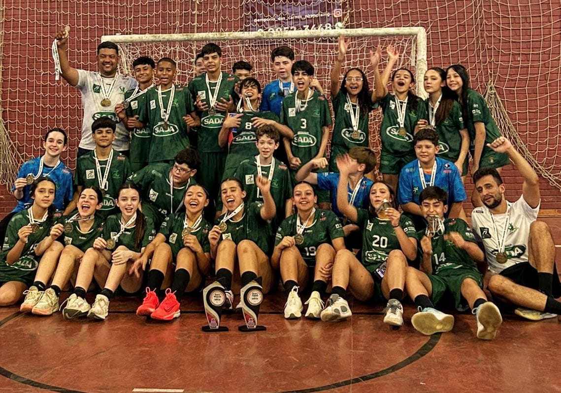 Equipes do Montes Claros Handebol/AEESB são campeãs da Zonal A do Campeonato Mineiro