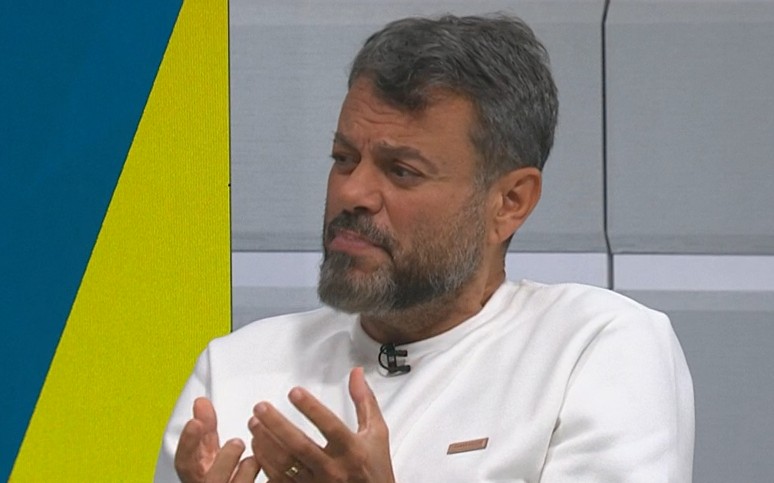 Eric Faria comentou Flamengo x Espérance no Sportv (Foto: Reprodução/Sportv)