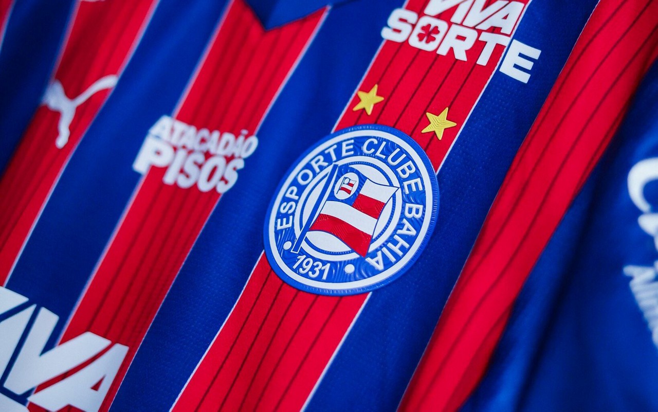 Uniforme do Bahia no vestiário da Arena Fonte Nova (Foto: Letícia Martins / EC Bahia)