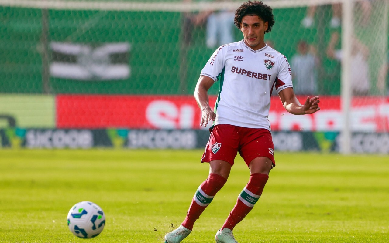 Fuentes em campo pelo Fluminense contra o Juventude (Foto: Luiz Erbes/AGIF)