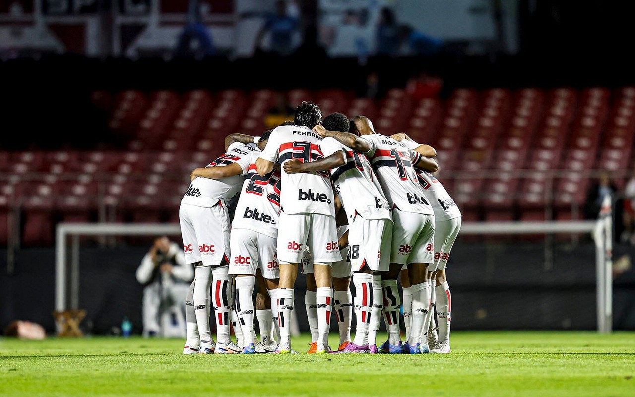 São Paulo está escalado para enfrentar o Talleres (Foto: Rubens Chiri e Paulo Pinto/SPFC)