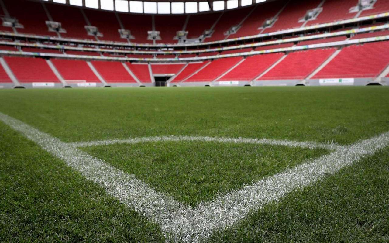 Estádio Mané Garrincha será palco do clássico entre Vasco e Fluminense, pela 8ª rodada do Campeonato Carioca (Foto: Sergio Lima/AFP)