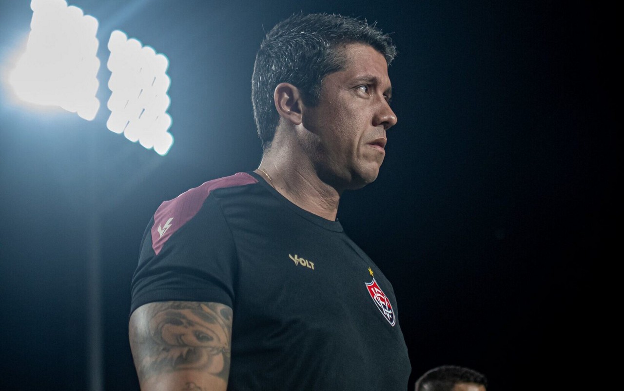 Thiago Carpini comando o Vitória na Sul-Americana (Foto: Victor Ferreira / EC Vitória)
