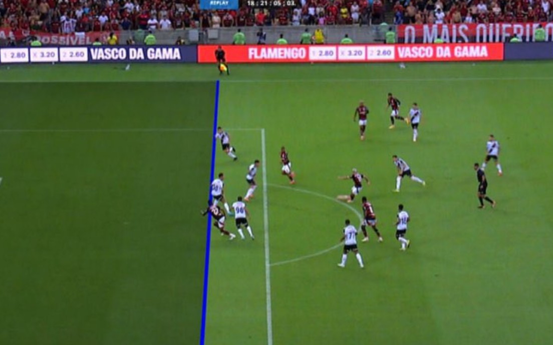 Gol de Bruno Henrique em Flamengo x Vasco teve polêmica com linha de impedimento (Foto: Reprodução)