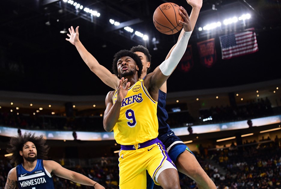 Bronny James marcou seus primeiros pontos na NBA