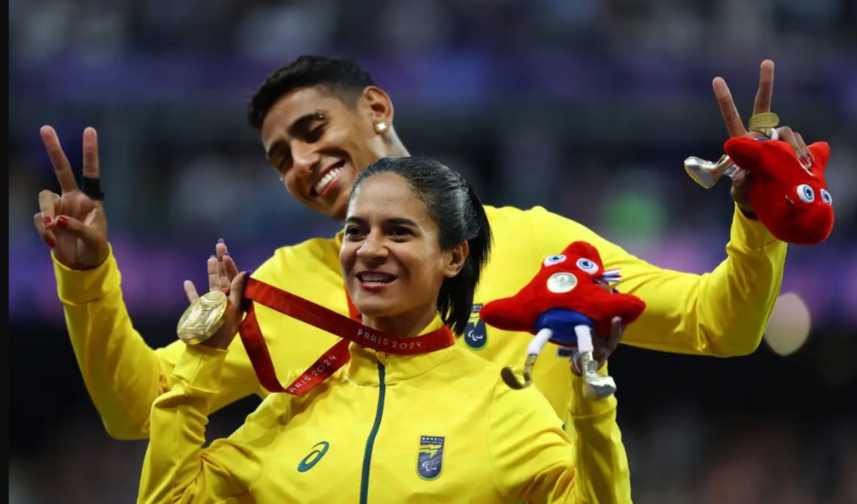 Nos Jogos Paralímpicos, a  acreana Jerusa Geber brilhou nos 200 metros classe T11 e ficou com o ouro