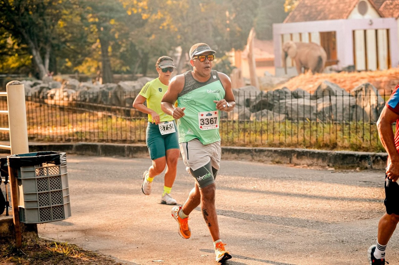 Meia Maratona Internacional de BH tem trajeto que a dentro do zoológico 