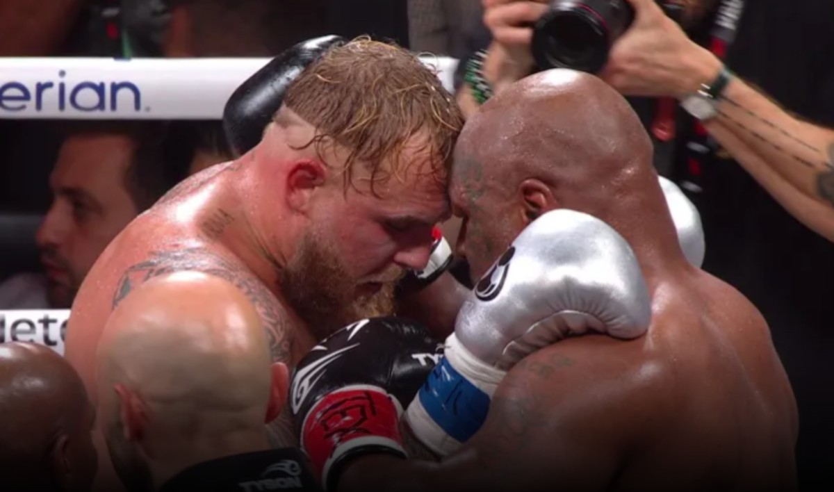 Mike Tyson encarou Jake Paul em luta realizada em Arlington, nos EUA, nesta sexta (15)