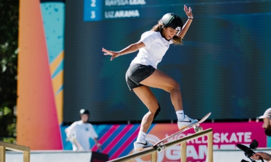 Rayssa leal avançou à final da SLS Sydney