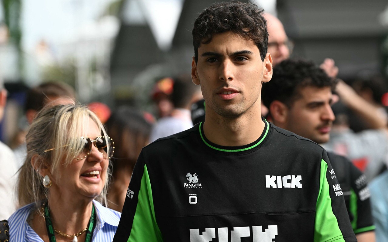 Gabriel Bortoleo em Melbourne, na Austrália (Foto: Paul Crock / AFP)