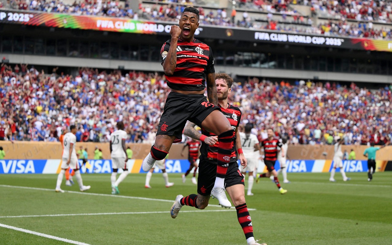 Bruno Henrique comemora gol contra o Chelsea no Mundial. Foto: David Ramos/Getty Images