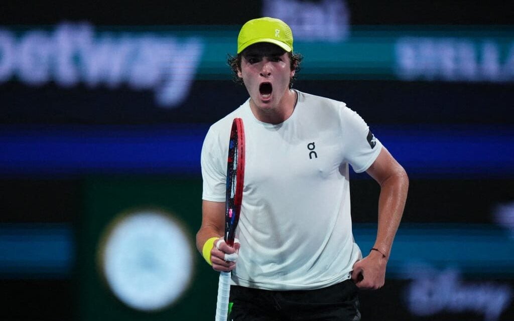 João Fonseca na derrota para Alex de Minaur no Masters 1000 de Miami (Rich Storry/AFP)