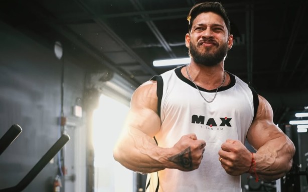 Ramon Dino é patrocinado por empresas do ramo fitness (Foto: Divulgação)