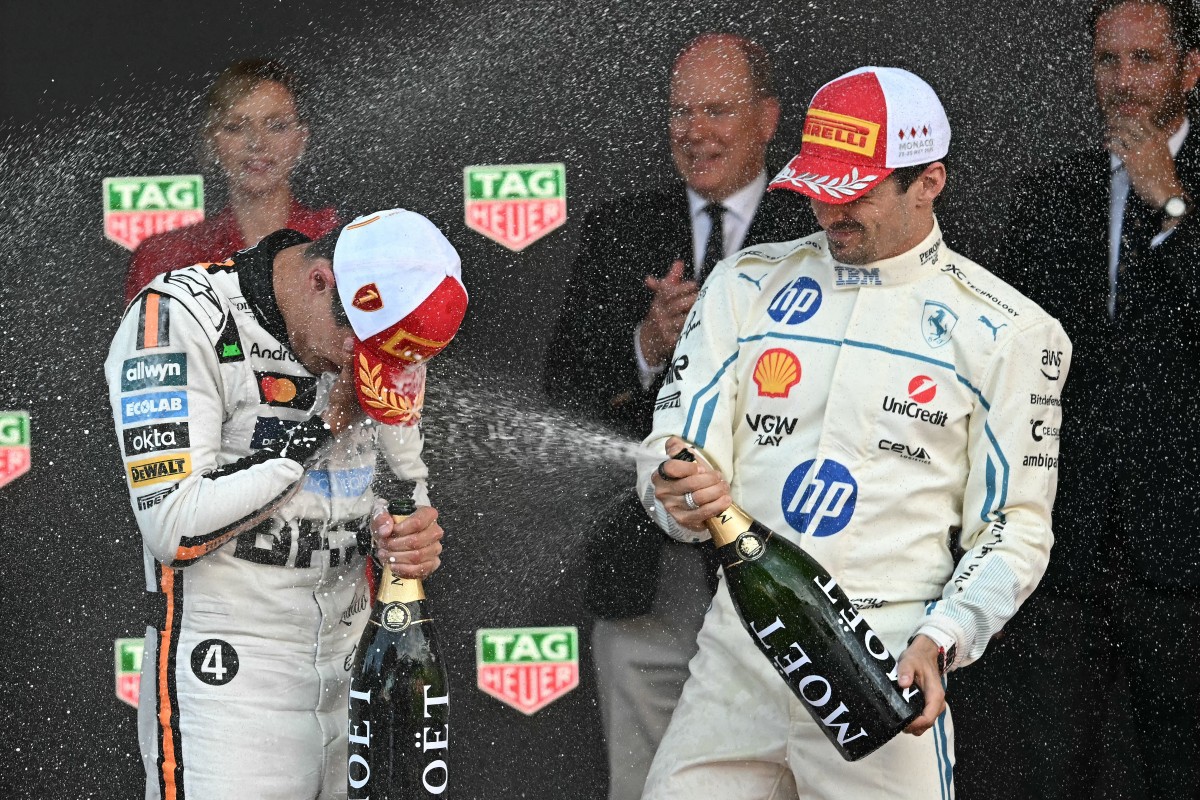 Lando Norris e Oscar Piastri, da McLaren, no GP de Mônaco 