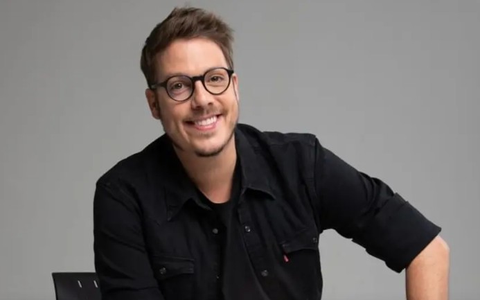 Fábio Porchat causa polêmica em vídeo na web. (Foto: Reprodução)
