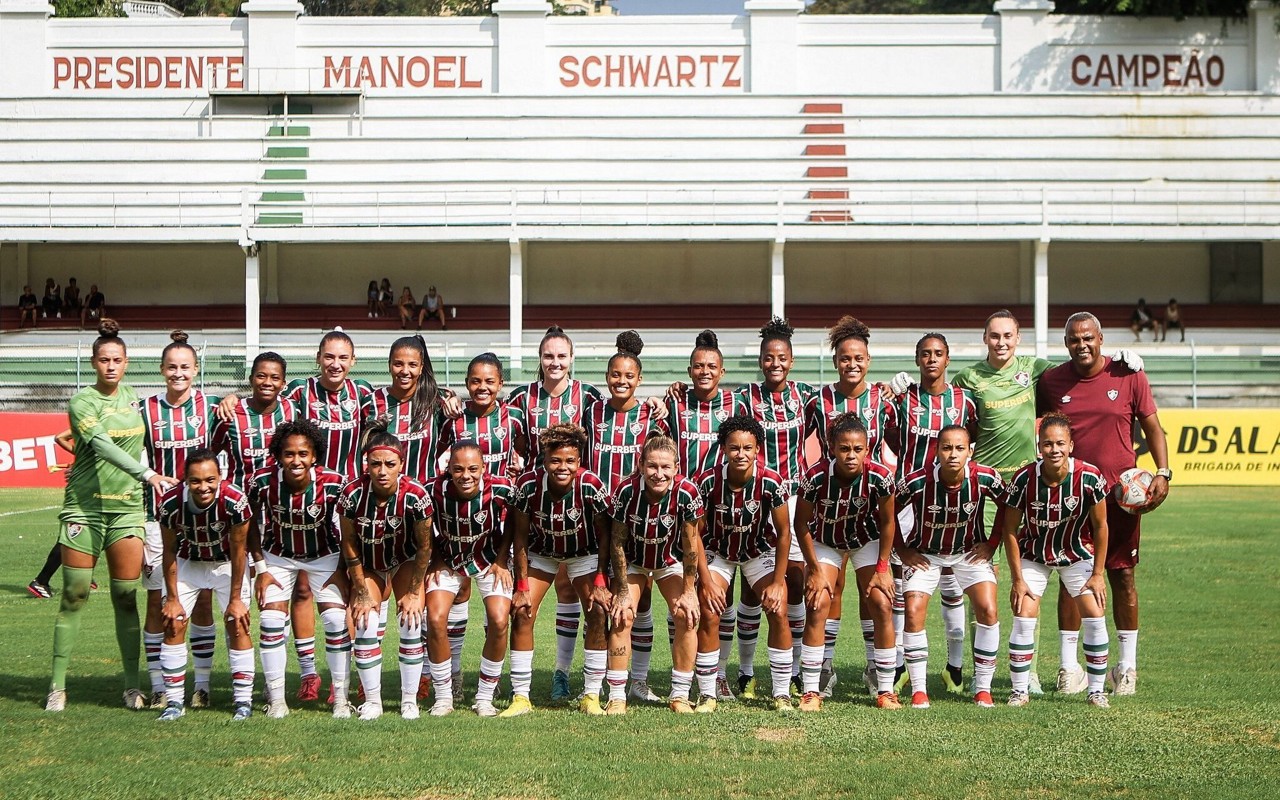 Equipe feminina de futebol do Fluminense.