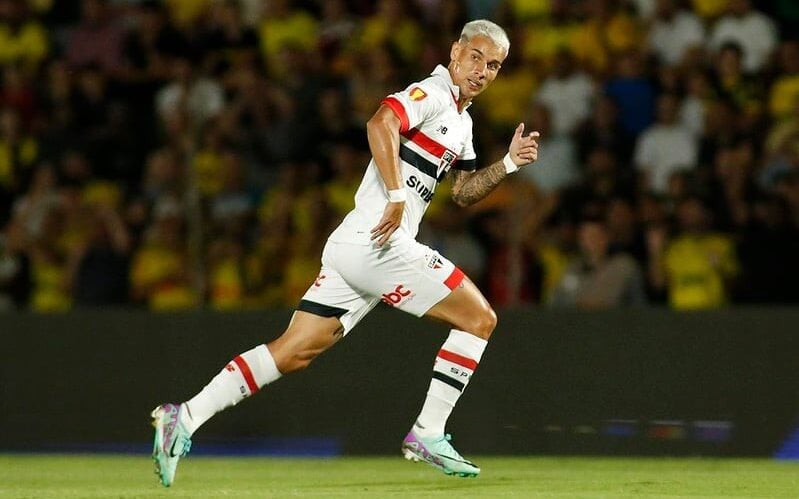 Ferreirinha não irá se reencontrar com o Grêmio (Foto: Rubens Chiri / saopaulofc.net)