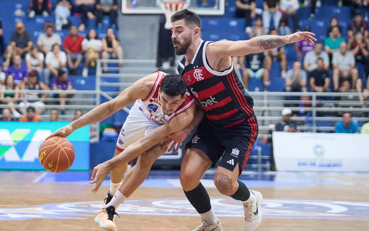 Franca e Flamengo em Jogo 1 NBB 2025 (foto: SESI Franca)