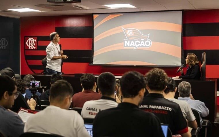 Roberto Trinas anunciou o novo programa de sócios do Flamengo (Foto: Hermes de Paula/Flamengo)