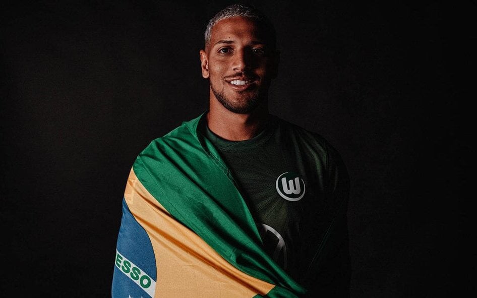 Cria do Flamengo, Vinícius Souza é anunciado pelo Wolfsburg (Foto: Divulgação / Wolfsburg)