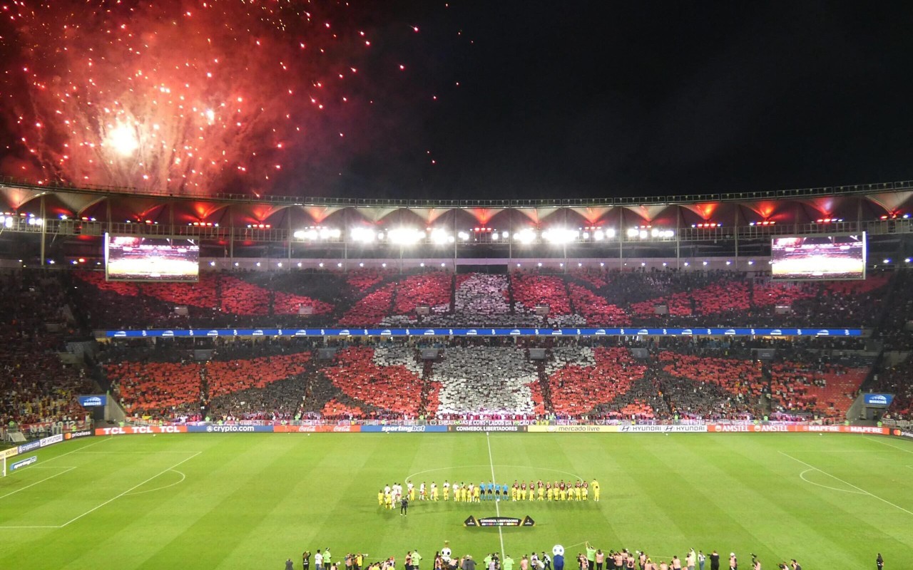 Torcida do Flamengo no Maracanã durante o jogo contra o Internacional (Foto: Lucas Bayer/Lance!)