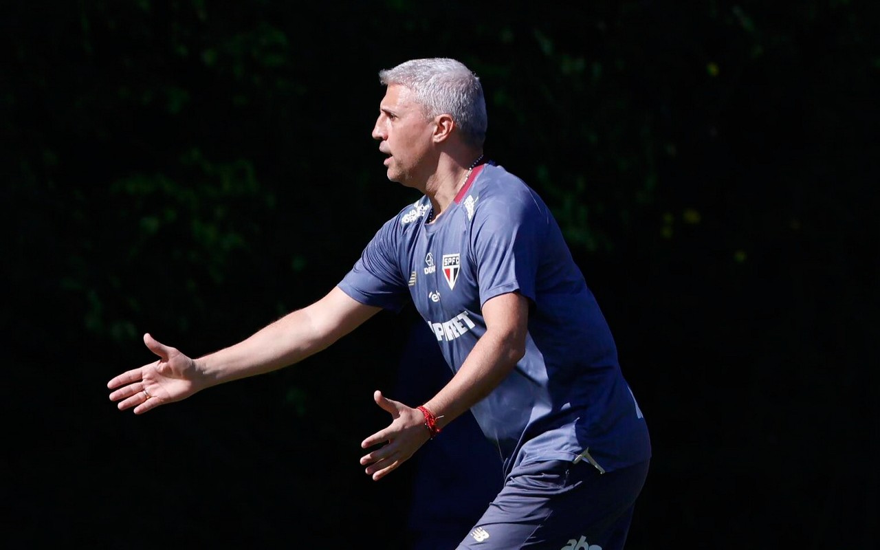Crespo dará seus primeiros passos oficiais pelo São Paulo (Foto: Rubens Chiri / São Paulo FC)