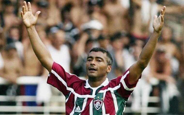 Romário comemora gol na estreia pelo Fluminense em vitória histórica sobre o Cruzeiro. (Foto: Fluminense)