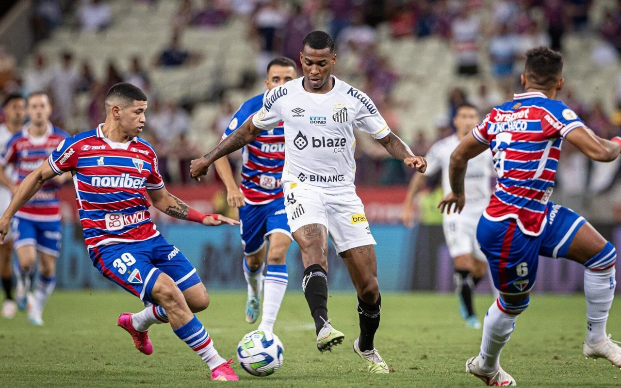 Partida entre Fortaleza e Santos, pelo Brasileirão (Foto: Raul Baretta/Santos
