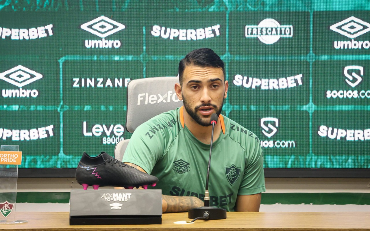 Novo reforço do Fluminense, Freytes em coletiva no CT Carlos Castilho (Foto: Marcelo Gonçalves/Fluminense FC)