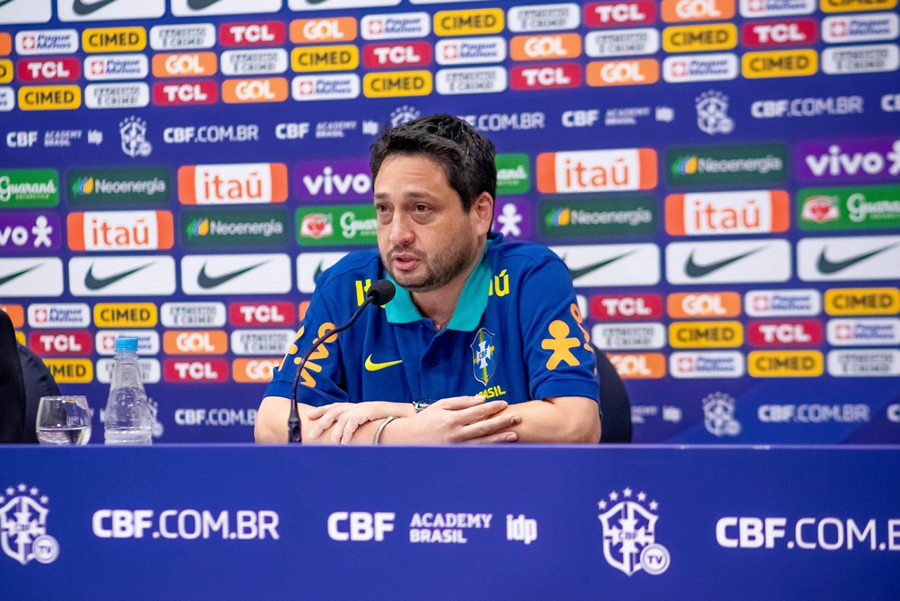 Seleção enfrentará a Colômbia em dois amistosos

