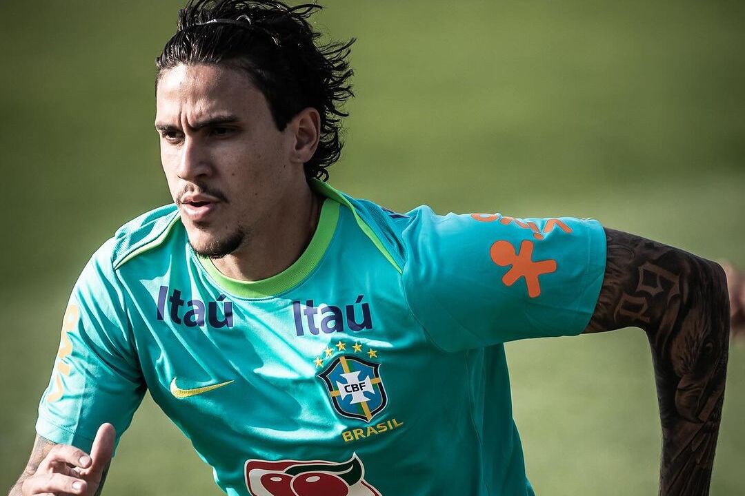 Atacante teve lesão grave no joelho durante treino pela seleção brasileira