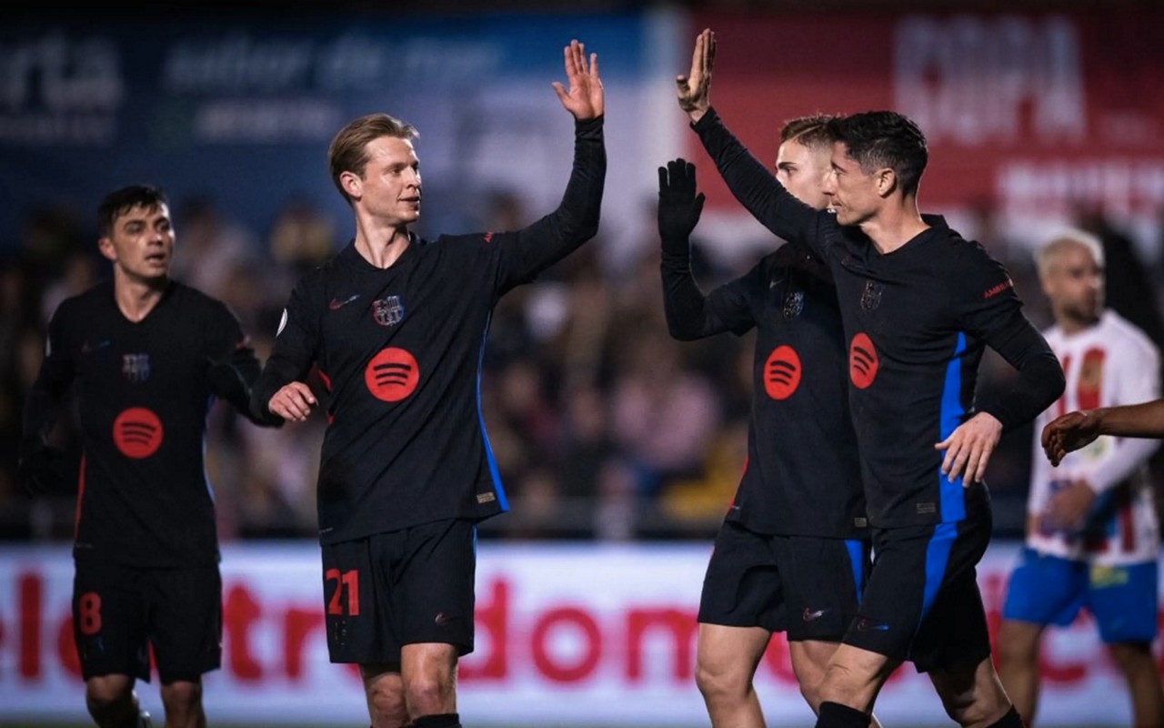 Depois de derrotas seguidas para Leganes e Atlético de Madrid no Campeonato Espanhol, o Barcelona ganhou moral, neste sábado, ao golear o Basbastro, time da quarta divisão espanhola, por 4 a 0, e garantiu vaga nas oitavas de final da Copa do Rei