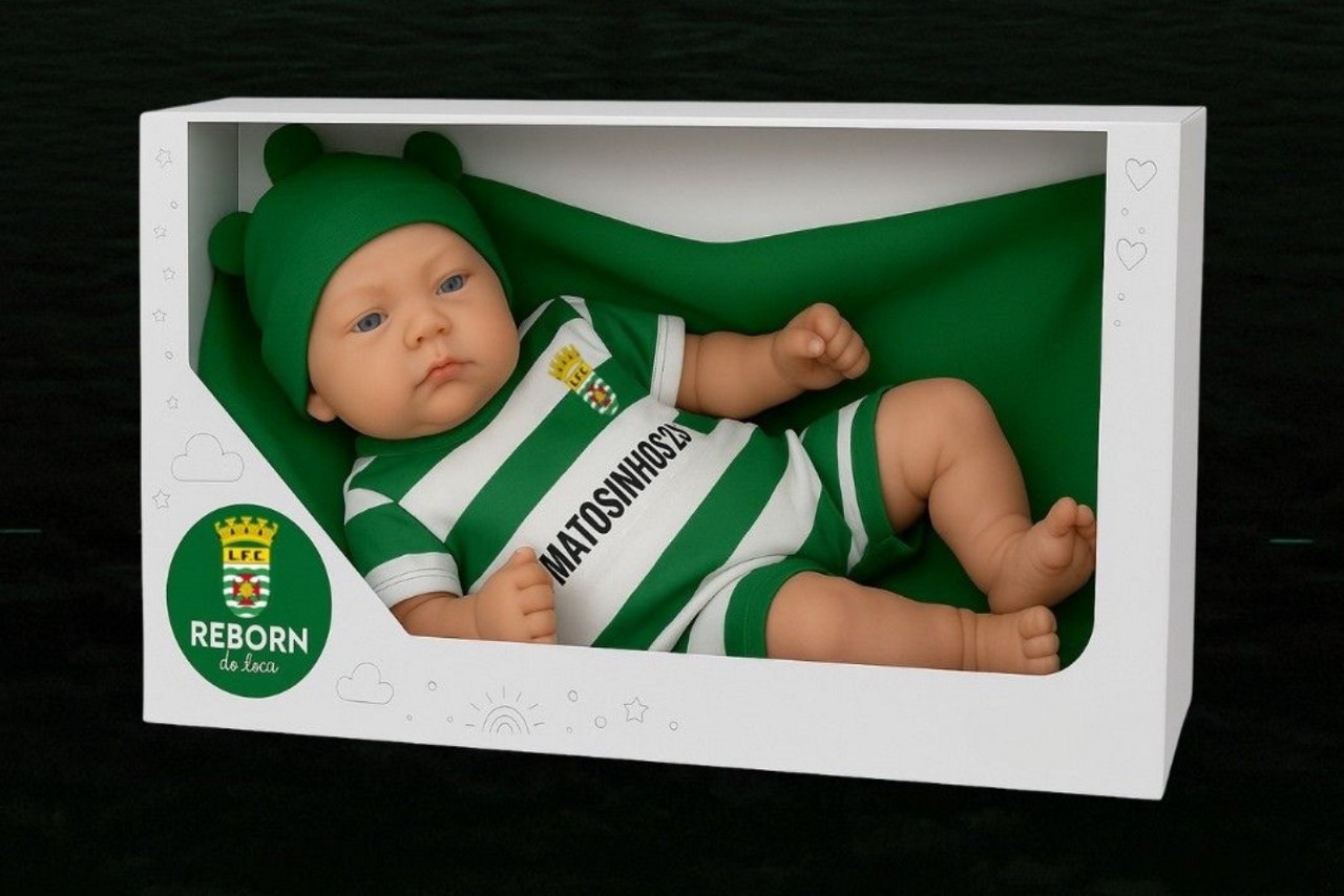 Time de futebol lança plano de sócio para bebês reborn