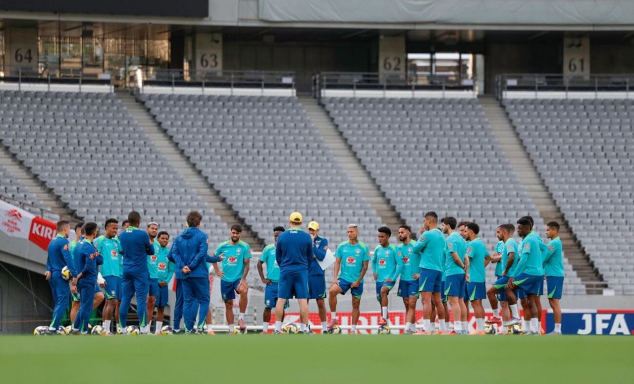 Seleção brasileira treinou no Estádio de Tóquio antes do jogo