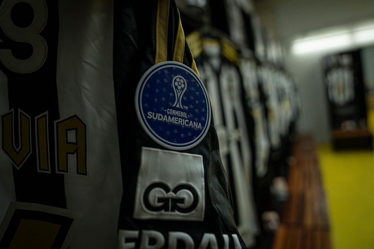 Rivais atuam fora de casa