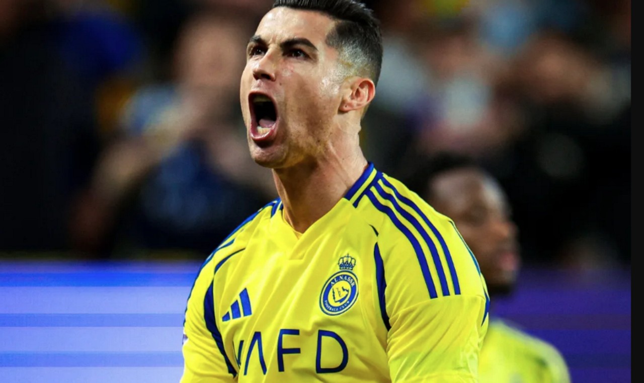 Cristiano Ronaldo comentou que a expressão 'fuck off' é frequentemente utilizada no futebol inglês, mas que o termo na Espanha é motivo de expulsão