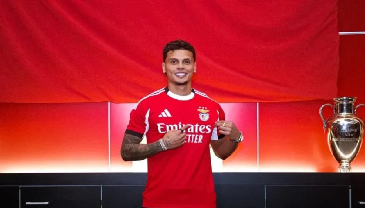 Reforço Richard Ríos foi logo titular na vitória do Benfica sobre o Fenerbahçe 