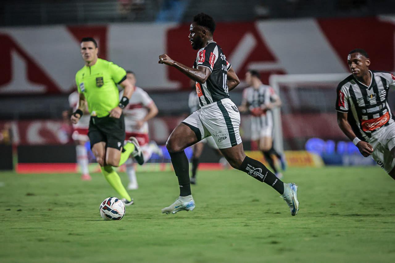 Jogando em casa, o Athletic precisa vencer a Chapecoense para se distanciar do Z4
