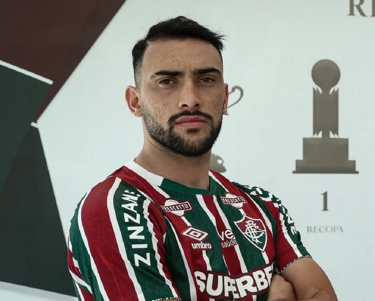 Juan Freytes fechou com o Fluminense e deve ficar até 2028