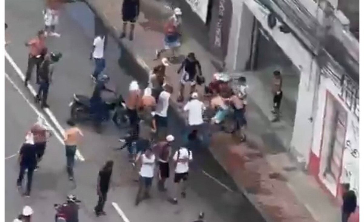 Torcedores de Sport e Santa Cruz se agrediram nas ruas de Recife
