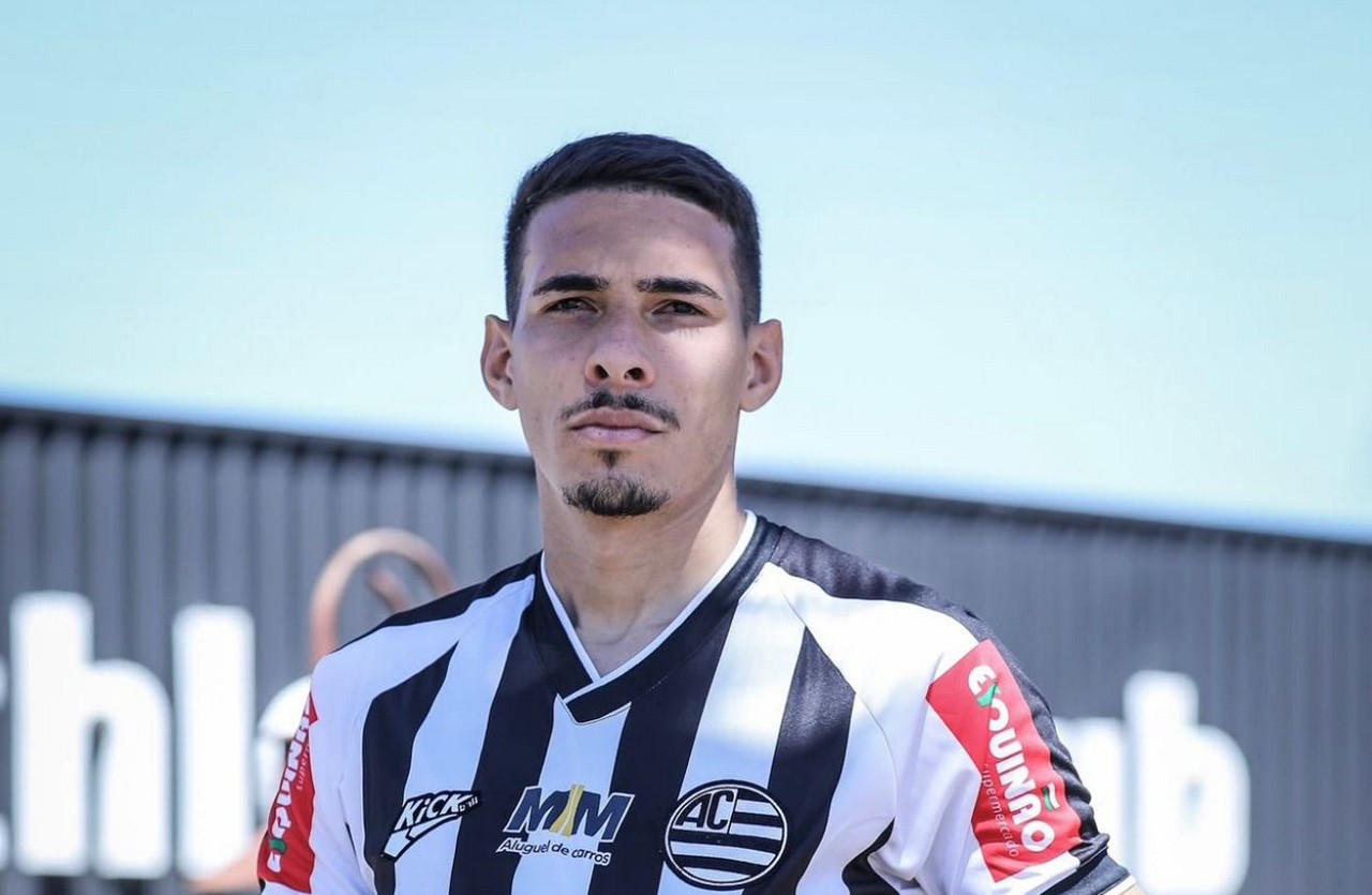 Betão chega ao Athletic por empréstimo do CSA